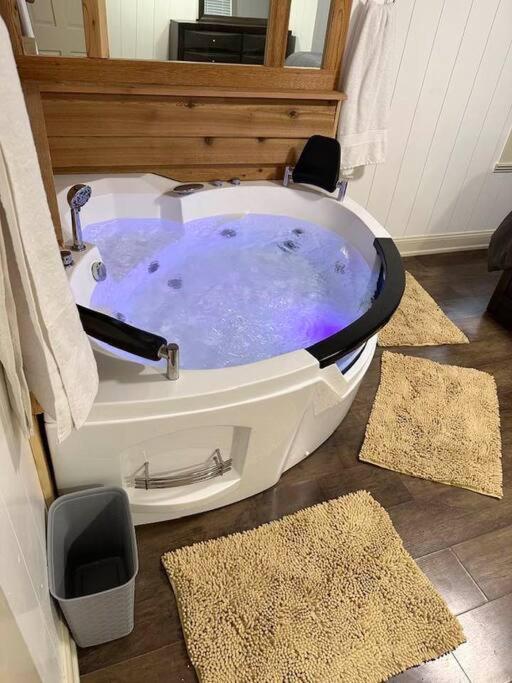 Hot Tub 5 Beds Apartment Moorhead ภายนอก รูปภาพ