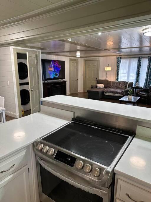 Hot Tub 5 Beds Apartment Moorhead ภายนอก รูปภาพ