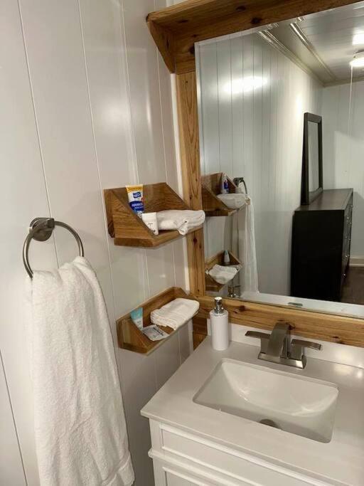 Hot Tub 5 Beds Apartment Moorhead ภายนอก รูปภาพ